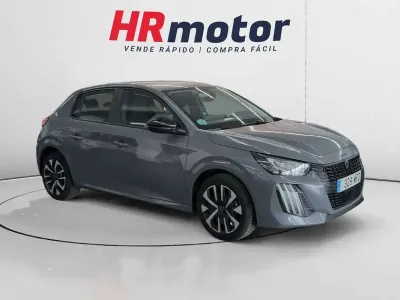 Usado Peugeot 208 Active 102 CV (75 kW) 2024 Gris Utilitario