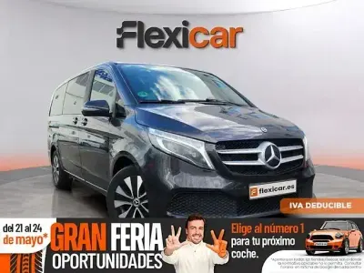 Begagnad Mercedes V220