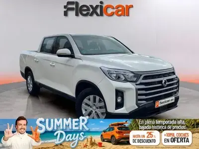 Usado SsangYong Musso 203 CV (149 kW) 2023 Blanco Pickup/Camioneta