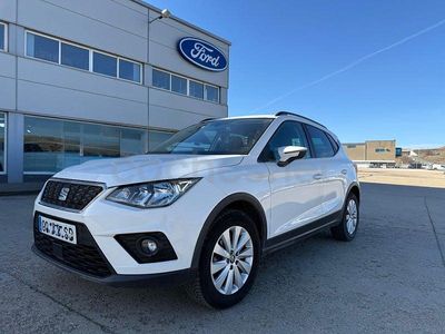 Usado Seat Arona Ecomotive 95 CV (69 kW) 2017 Blanco SUV