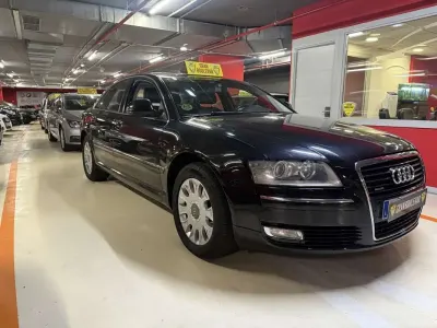 Usado Audi A8 234 CV (172 kW) 2008 Azul Berlina