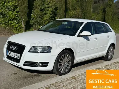Usado Audi A3 Ambiente 125 CV (91 kW) 2010 Blanco Utilitario