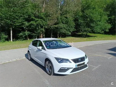 Usado Seat Leon FR 125 CV (91 kW) 2018 Blanco Berlina
