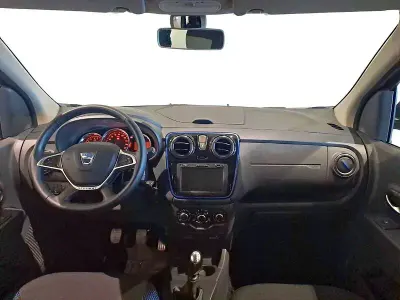 Usado Dacia Lodgy 115 CV (84 kW) 2021 Gris Monovolumen
