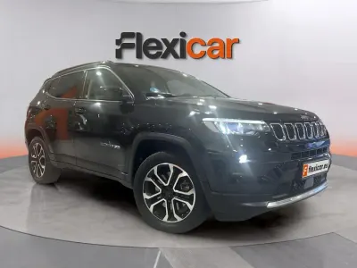 Käytetty Jeep Compass Limited 131 HP (96 kW) 2023 Valkoinen Katumaasturi