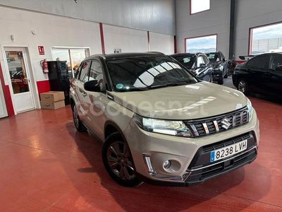 Usado Suzuki Vitara GLX 129 CV (94 kW) 2022 Beige SUV