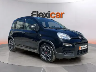 Usado Fiat Panda City Life 71 CV (52 kW) 2022 Negro Utilitario