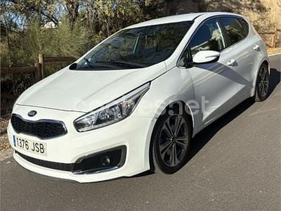 Usado Kia Ceed GT 136 CV (100 kW) 2016 Blanco Berlina