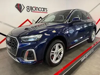 Usado Audi Q5 Advanced Plus 204 CV (150 kW) 2020 Azul SUV