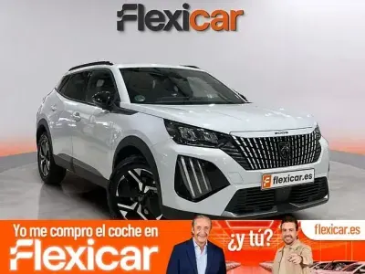 Usado Peugeot 2008 Allure 130 CV (95 kW) 2023 Blanco SUV