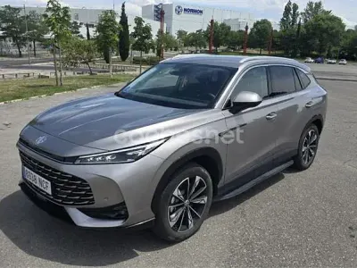 Usado MG HS Luxury 258 CV (189 kW) 2025 Beige SUV