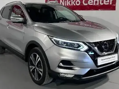 Usado Nissan Qashqai N-Connecta 140 CV (102 kW) 2019 Plata diamante SUV