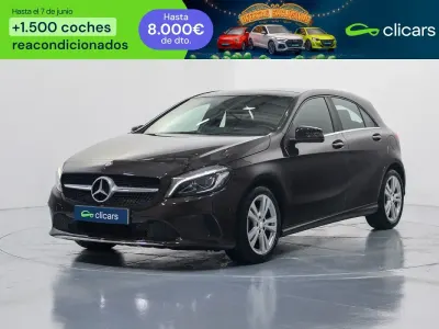 Usado Mercedes A180 Urban 109 CV (80 kW) 2016 Marrón Berlina