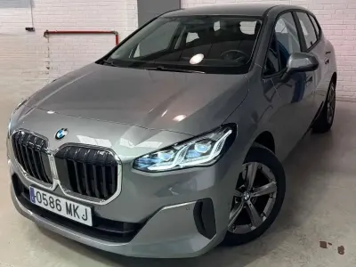 Usado BMW 218 Active Tourer Comfort Edition 150 CV (110 kW) 2023 Burdeos Monovolumen