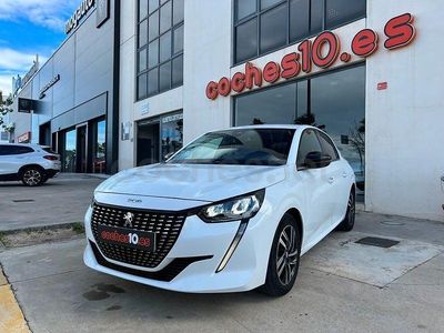 Usado Peugeot 208 Allure 100 CV (73 kW) 2023 Blanco Utilitario