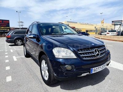 Usado Mercedes ML320 224 CV (164 kW) 2005 Azul SUV