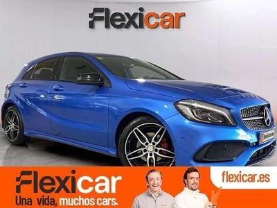 Usado Mercedes A200 Elegance 140 CV (102 kW) 2016 Azul Utilitario