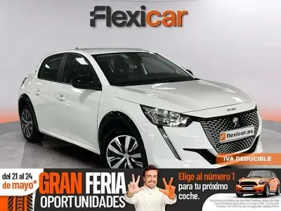Occasion Peugeot e-208 Active 100 kW (136 PK) 2023 Wit Hatchback