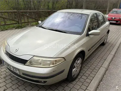 Begagnad Renault Laguna II Dynamique 120 HK (88 kW) 2002 Beige Sedan