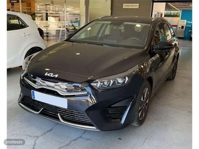 Nuevo Kia Ceed Sportswagon 141 CV (103 kW) 2025 Negro Familiar