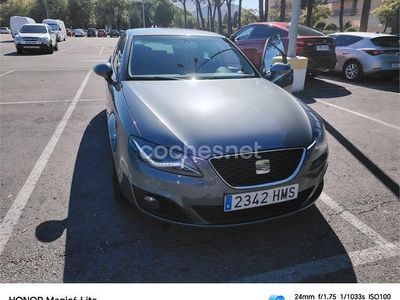 Usado Seat Exeo Sport 170 CV (125 kW) 2012 Gris / plata Berlina