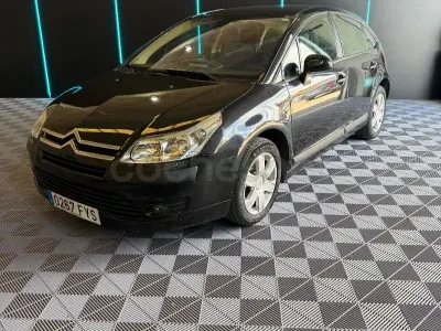 Usado Citroën C4 110 CV (80 kW) 2007 Negro Berlina