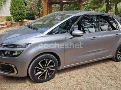 Usado Citroën C4 SpaceTourer Feel 130 CV (95 kW) 2019 Gris / plata Monovolumen