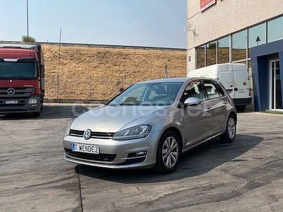 Gris / plata Usado 2012 VW Golf VII Advance Berlina | 10.900 € (Buen precio)
