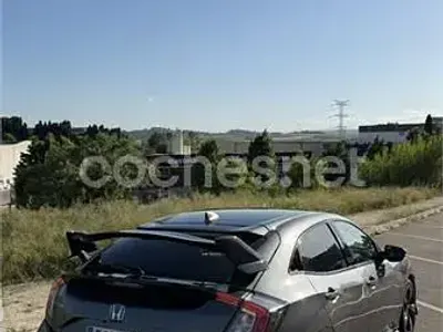 Usado Honda Civic Sport 182 CV (133 kW) 2018 Gris / plata Berlina