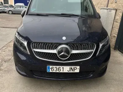 Usado Mercedes V220 Avantgarde 163 CV (119 kW) 2016 Azul Monovolumen
