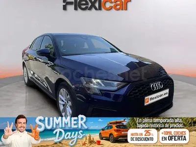 Usado Audi A3 110 CV (80 kW) 2023 Azul Berlina