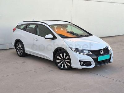 Usado Honda Civic Lifestyle 120 CV (88 kW) 2016 Blanco Familiar