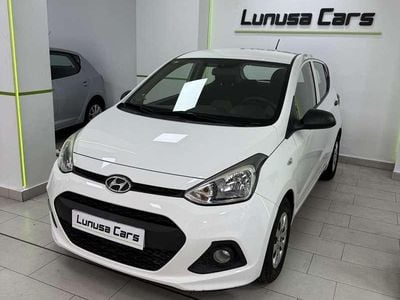 Blanco Usado 2016 Hyundai i10 Utilitario | 6990 € (Caro)
