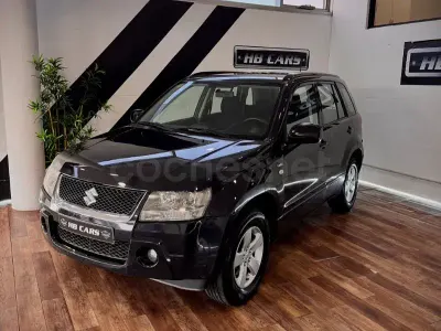 Usado Suzuki Grand Vitara 129 CV (94 kW) 2008 Negro SUV