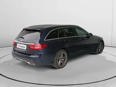 Używany Mercedes C200