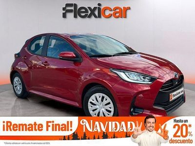 Rojo Usado 2022 Toyota Yaris Hybrid Style Berlina | 19.790 € (Precio justo)