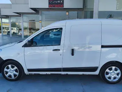 Usado Dacia Dokker Essentiel 95 CV (69 kW) 2020 Blanco Monovolumen