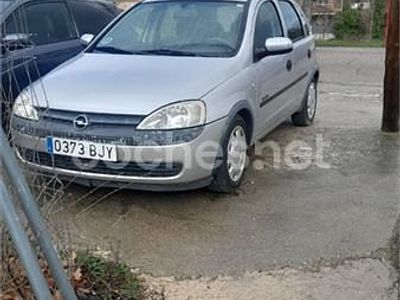 Usado Opel Corsa Elegance 90 CV (66 kW) 2001 Gris / plata Utilitario