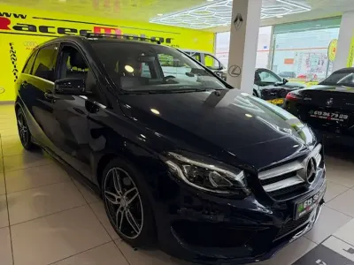 Usado Mercedes B220 177 CV (130 kW) 2017 Azul Utilitario