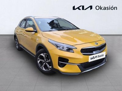Usado Kia XCeed 140 HP (102 kW) 2019 Amarelo SUV