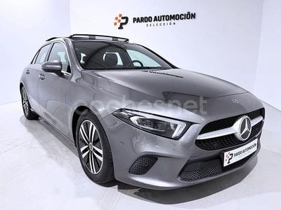 Gris / plata Usado 2020 Mercedes A180 Berlina | 24.900 € (Un poco caro)