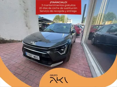 Usado Kia Niro 141 CV (103 kW) 2022 Gris SUV