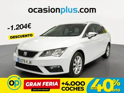 Usado Seat Leon Style 115 CV (84 kW) 2018 Blanco Familiar