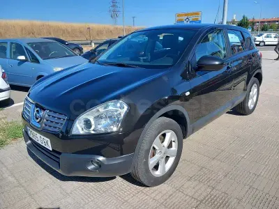 Usado Nissan Qashqai Tekna 106 CV (77 kW) 2009 Negro SUV