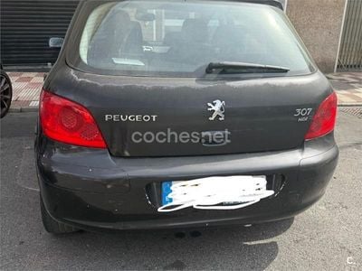 Usado Peugeot 307 90 CV (66 kW) 2006 Negro Berlina