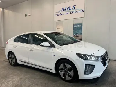 Usado Hyundai Ioniq 141 CV (103 kW) 2019 Blanco Utilitario