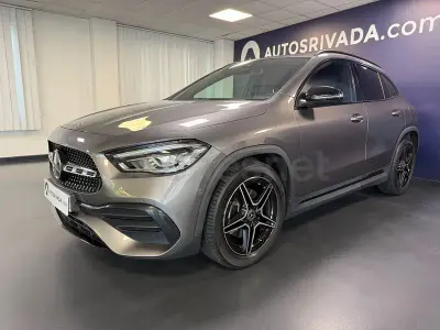 Usado Mercedes GLA200 150 CV (110 kW) 2021 Gris / plata SUV