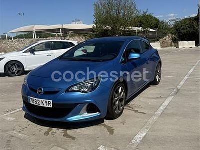 Azul Usado 2012 Opel Astra GTC OPC Berlina | 17.000 €