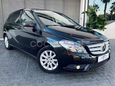 Mercedes B200