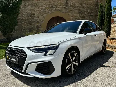Usado Audi A3 116 CV (85 kW) 2023 Blanco Berlina
